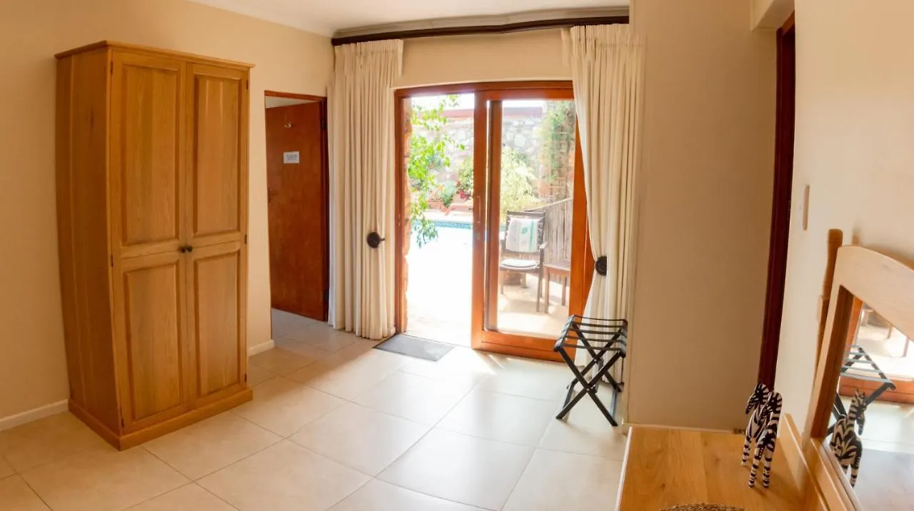Makapa Lodge Cape Town